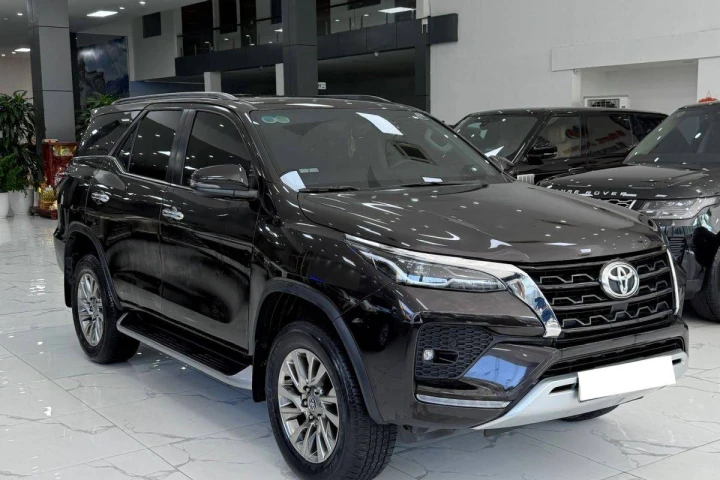 Toyota Fortuner 2021