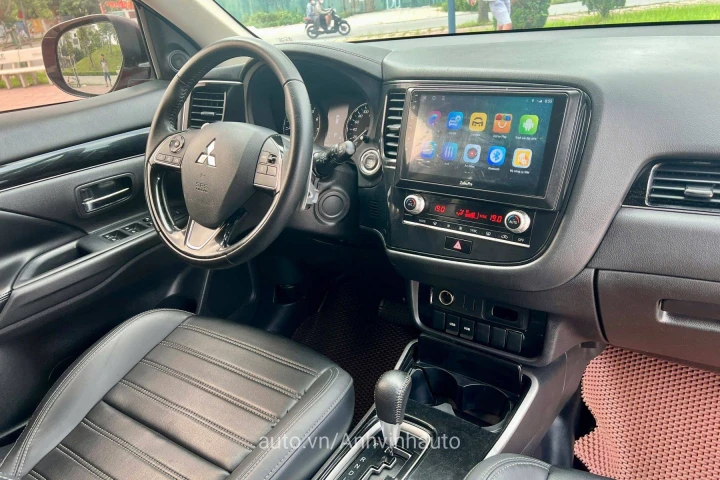 Mitsubishi Outlander 2022
