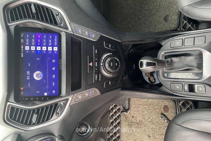 Hyundai Santa Fe 2016