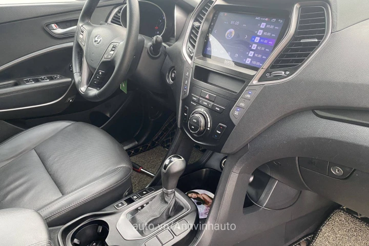 Hyundai Santa Fe 2016