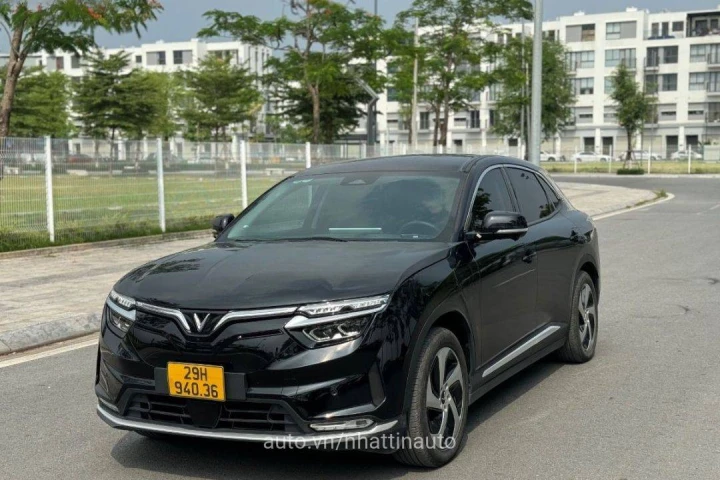 VinFast VF 8 2023