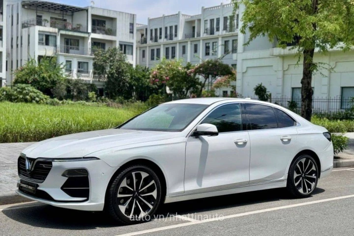 VinFast Lux A2.0 Premium 2019