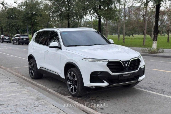 VinFast Lux SA2.0 Premium 2019
