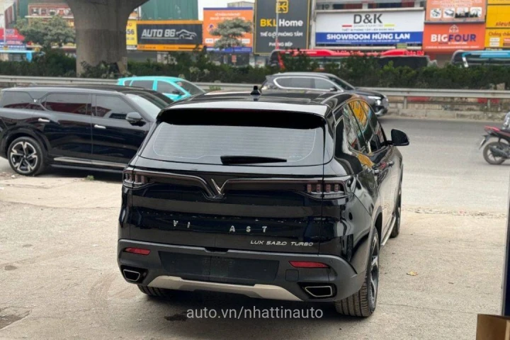 VinFast Lux SA2.0 2021