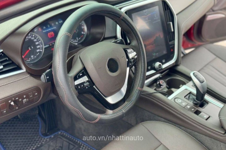 VinFast Lux A2.0 Plus 2022