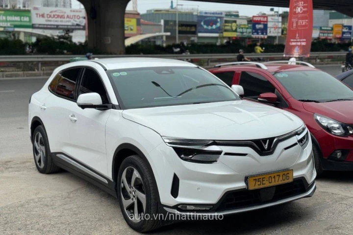 VinFast VF 8 2022
