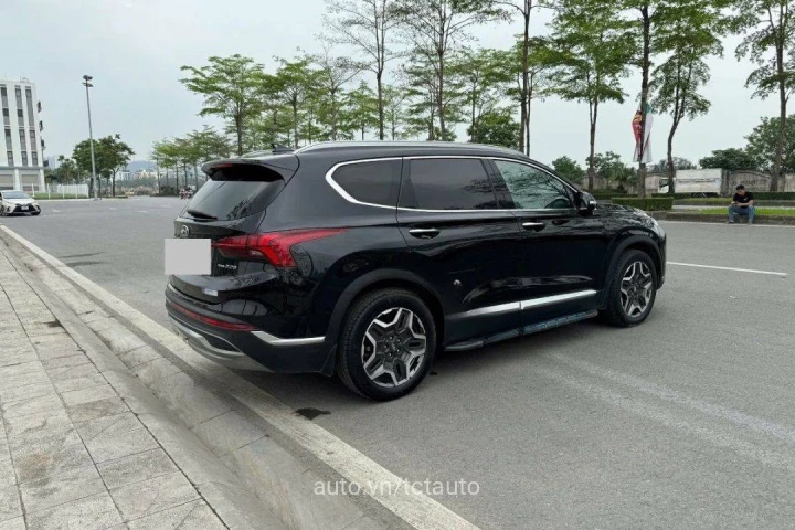 Hyundai Santa Fe 2023