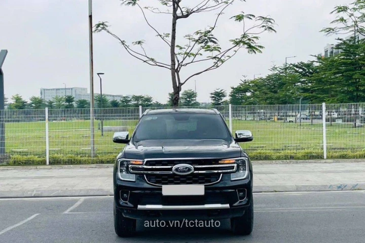 Ford Everest Titanium 2023