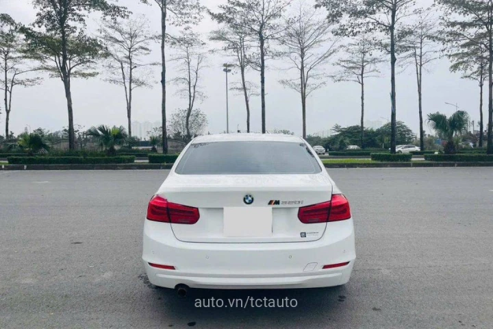BMW 3 Series 2013