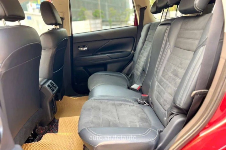 Mitsubishi Outlander 2.0 CVT Standard 2022