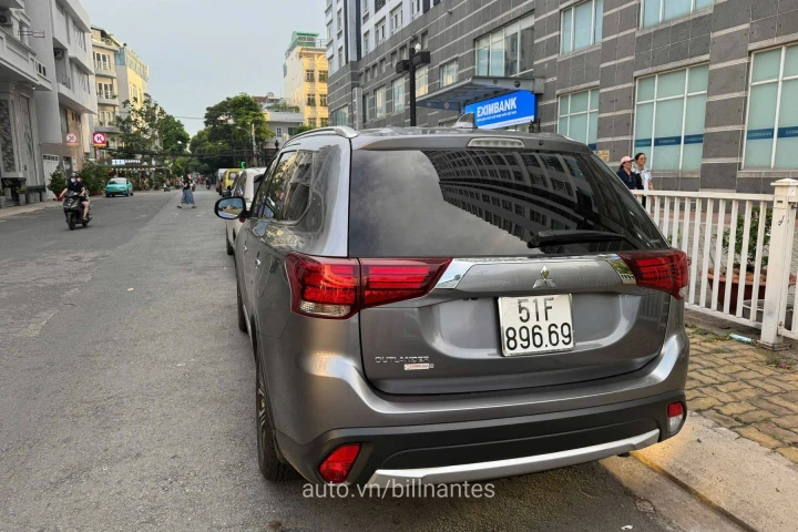 Mitsubishi Outlander 2017