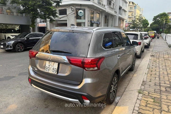 Mitsubishi Outlander 2017
