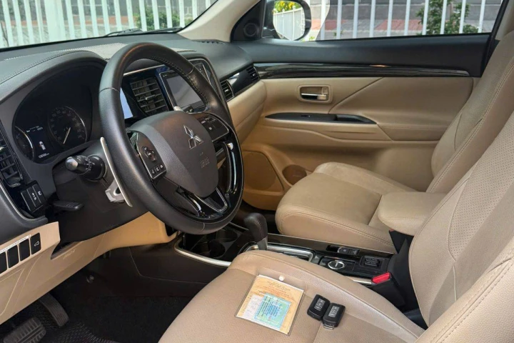 Mitsubishi Outlander 2017