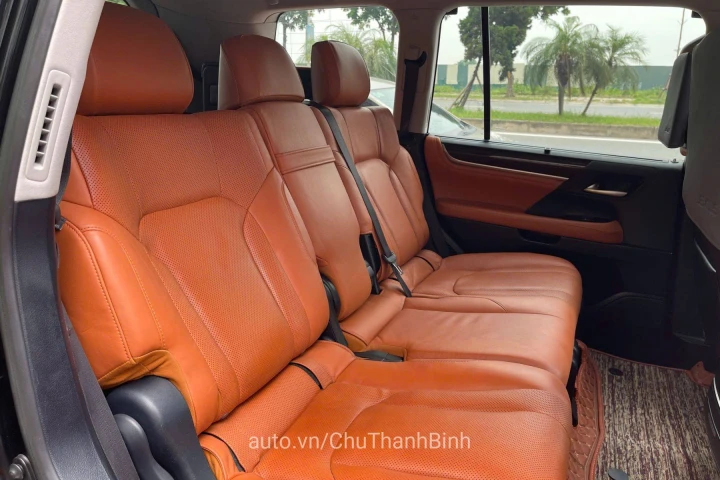 Lexus LX 2018