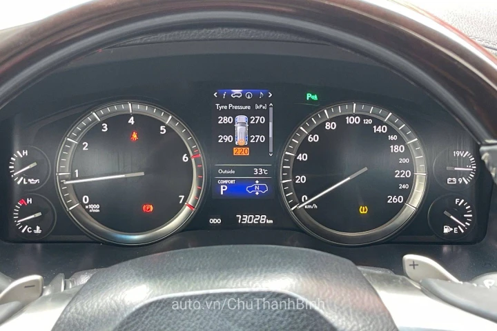 Lexus LX 2018