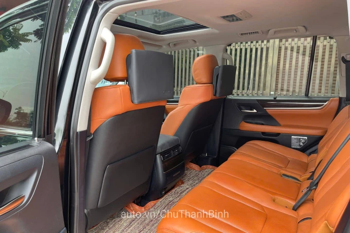Lexus LX 2018