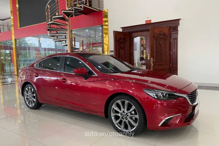 Mazda 6 2.0L Premium 2019