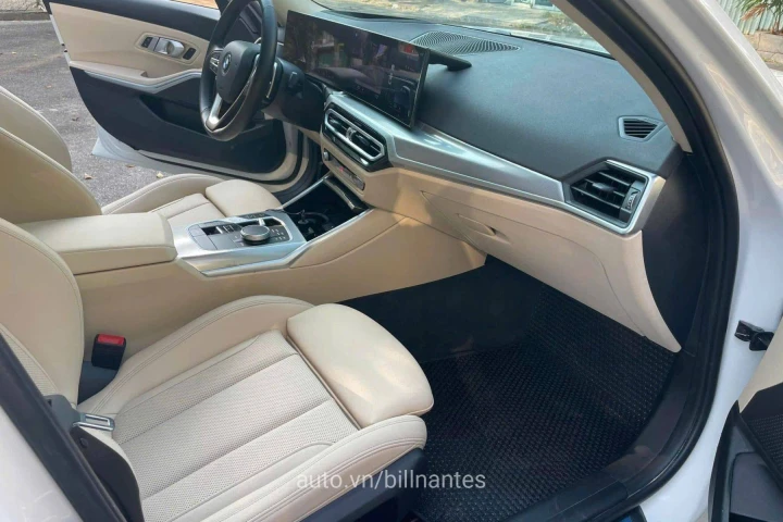 BMW 3 Series 320i Sportline 2023