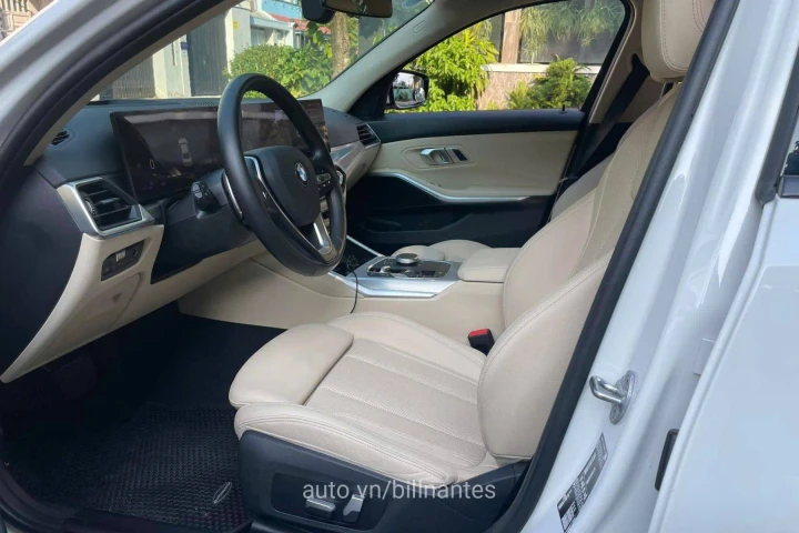 BMW 3 Series 320i Sportline 2023
