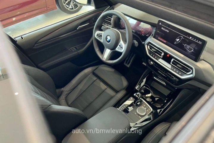 BMW X Series X4 2024