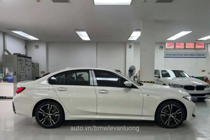 BMW 3 Series 320i M Sport 2024