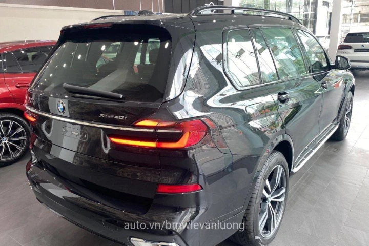 BMW X Series X7 2024