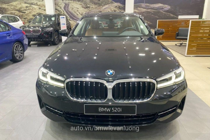 BMW 5 Series 2023