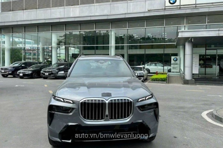 BMW X Series X7 2024