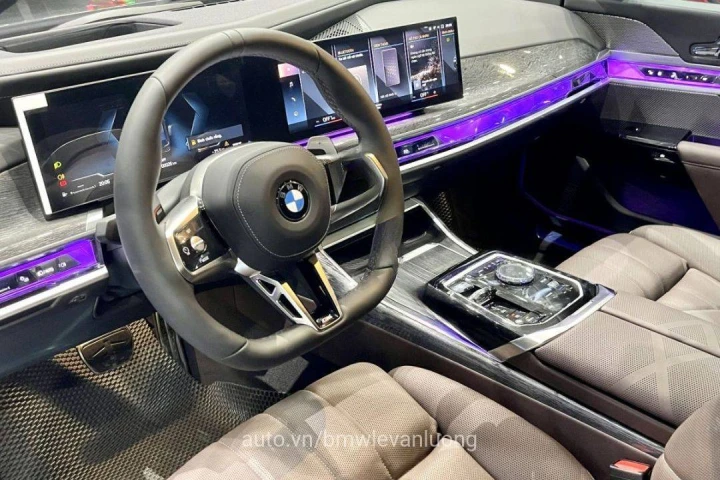 BMW 7 Series 735i M Sport 2024