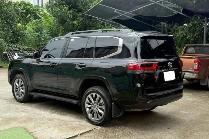 Toyota Land Cruiser 2024