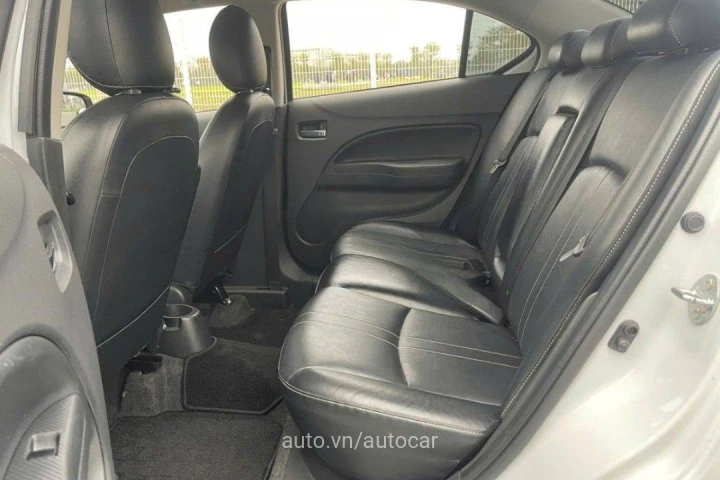 Mitsubishi Attrage CVT Premium 2022