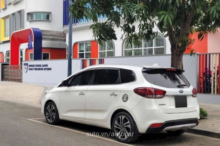 Kia Rondo 2019