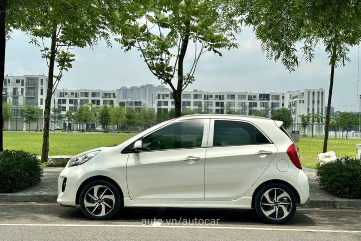 Kia Morning AT 2018