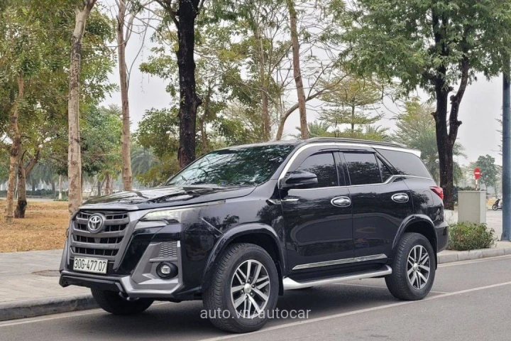 Toyota Fortuner 2.8AT 4x4 2019