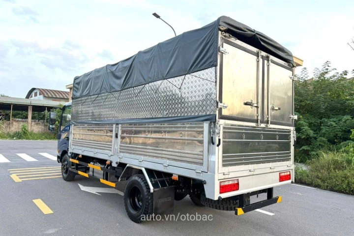 Teraco Xe tải thùng 2024