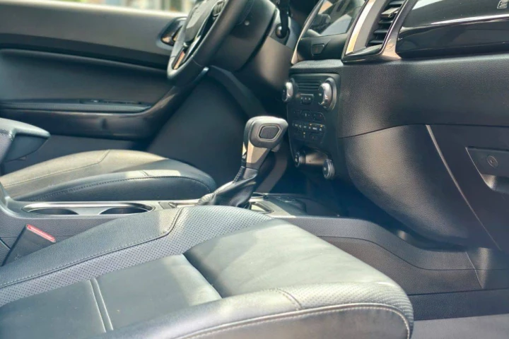 Ford Everest Titanium 2022