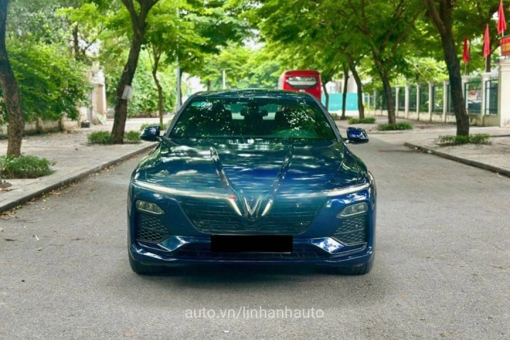 VinFast Lux A2.0 2020