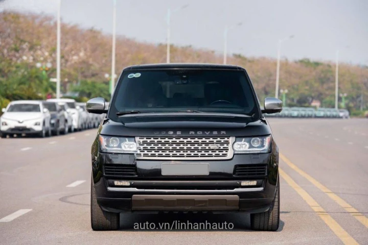 Land Rover Range Rover HSE 2014