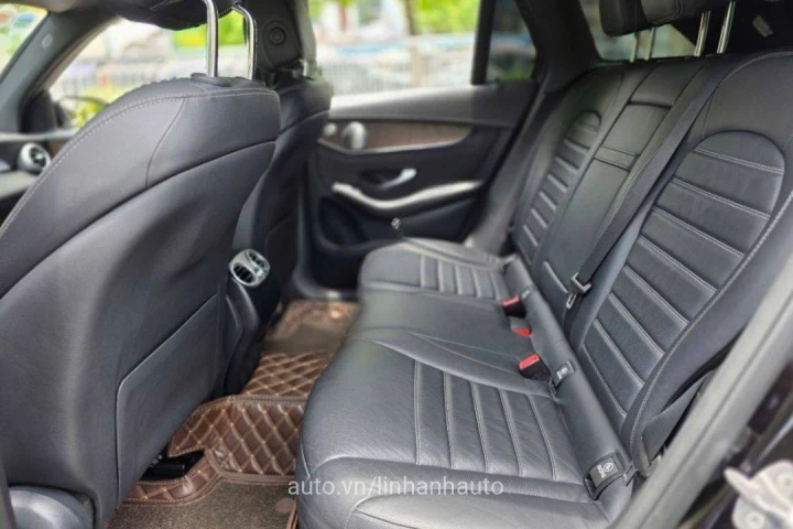 Mercedes-Benz GLC GLC200 2020
