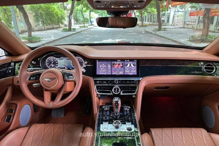 Bentley Flying Spur 2021
