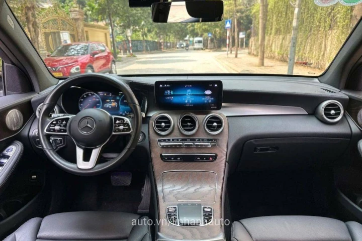 Mercedes-Benz GLC GLC200 2021