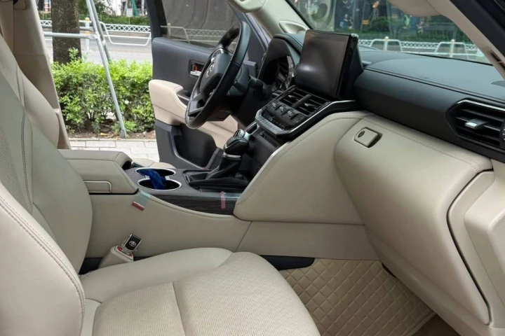 Toyota Land Cruiser 2025