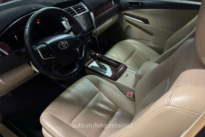 Toyota Camry 2013