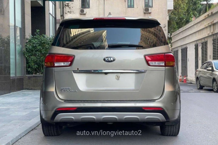 Kia Sedona 2016