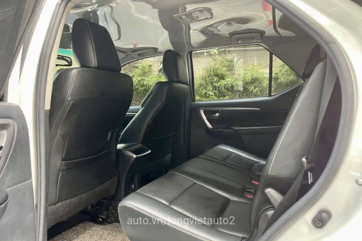 Toyota Fortuner 2.4AT 4x2 2022