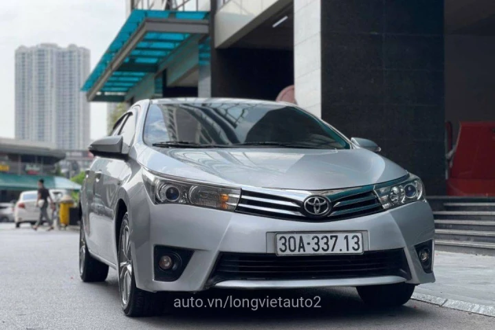 Toyota Corolla Altis 1.8G 2015
