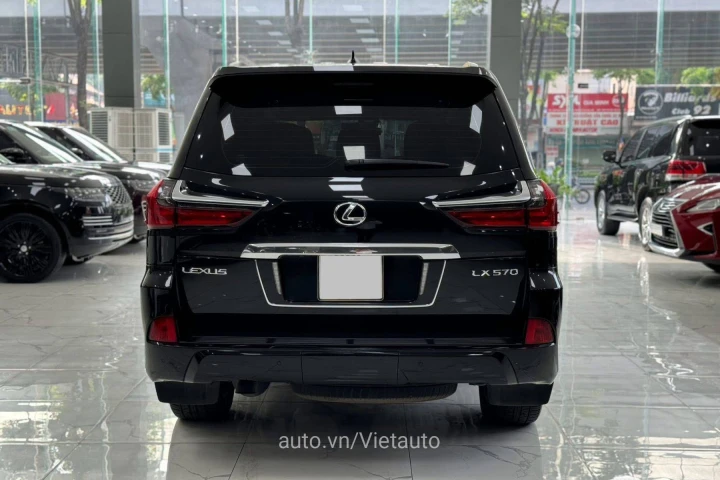 Lexus LX 2019