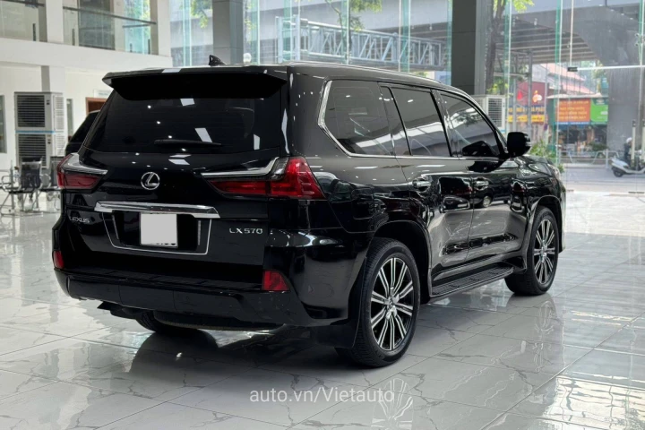 Lexus LX 2019