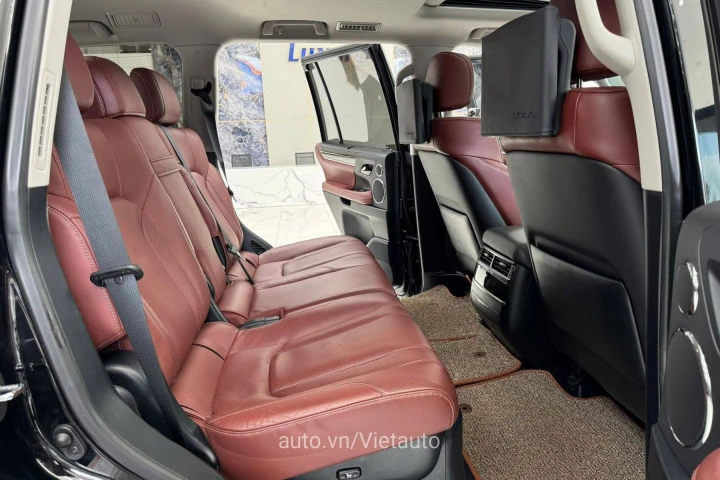 Lexus LX 2019