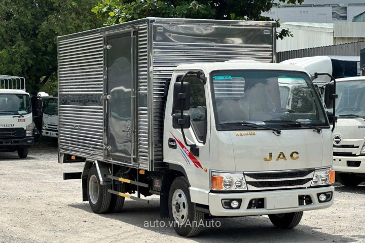 JAC Xe tải thùng 2025